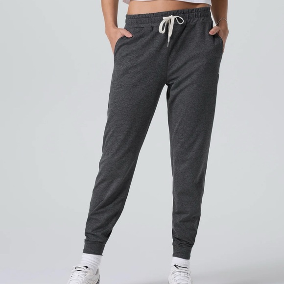 VUORI Charcoal Heather Performance Joggers Active Lounge DreamKnit Bottoms Small - Picture 12 of 13